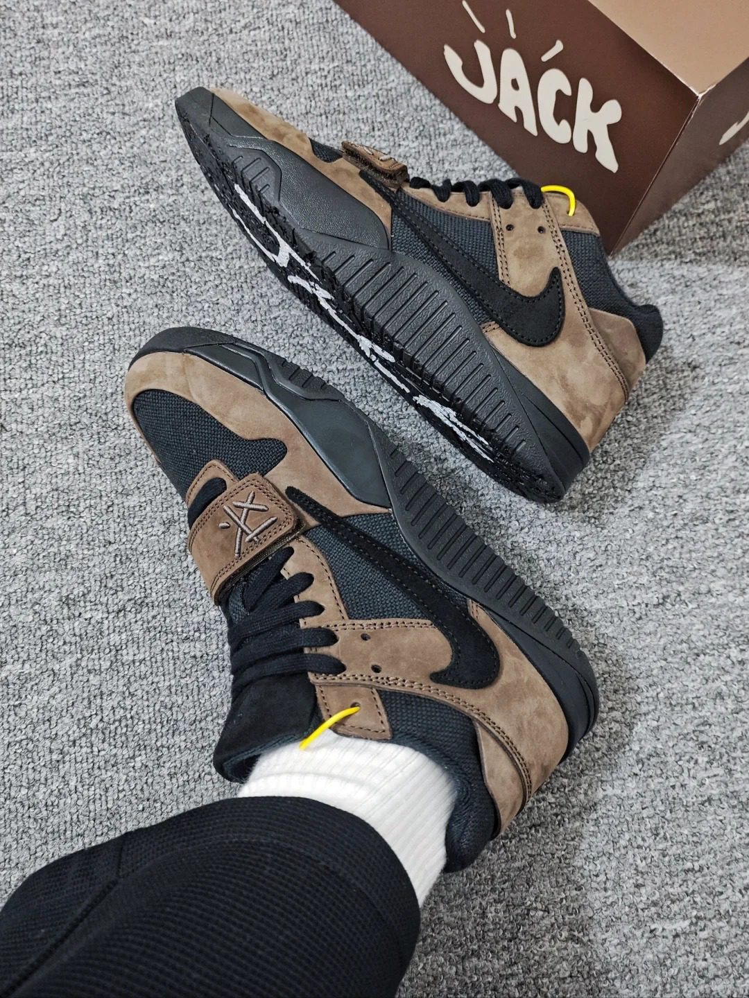 Jumpman Jack TR "Black and Dark Mocha" photo review